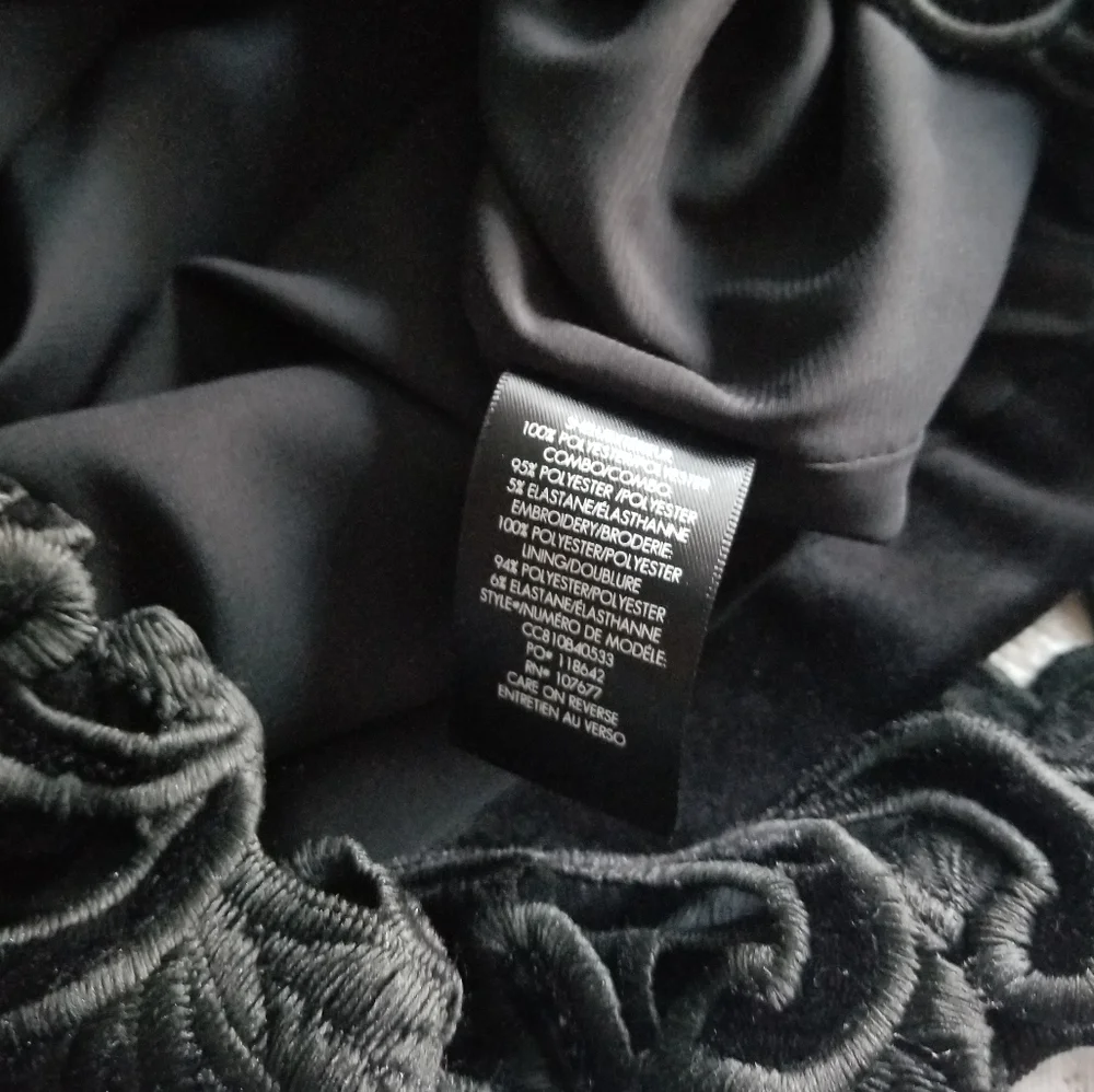 Alice + Olivia Embroidered Lace Velour Dress Size 4 Black - Picture 6 of 10